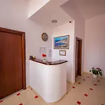 Alina Hotel