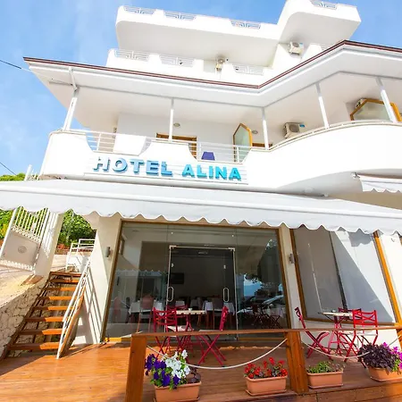 Alina Ξενοδοχείο Σαράντα