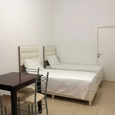 Alina 3* Sarandë