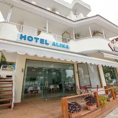 فندق Alina 3*