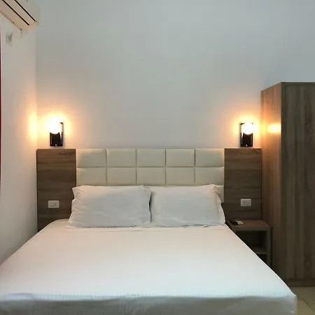 Hotel Alina 3*