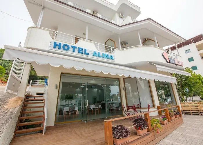 Otel Alina 3*